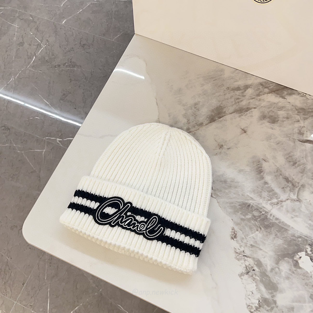 Chanel Knitted Cold Hat White Black Gray Brown (7) - newkick.vip